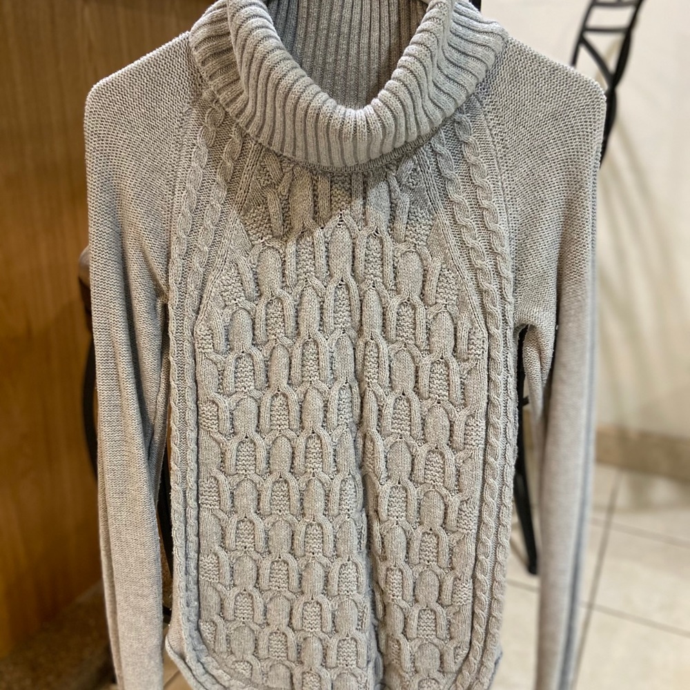 Banana Republic Knitted Sweater